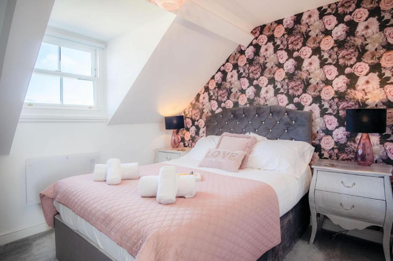The Penthouse - Luxury 1 Bed - Panorama - Tenby Exterior photo